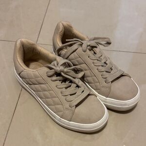 Quilted Beige Sneakers